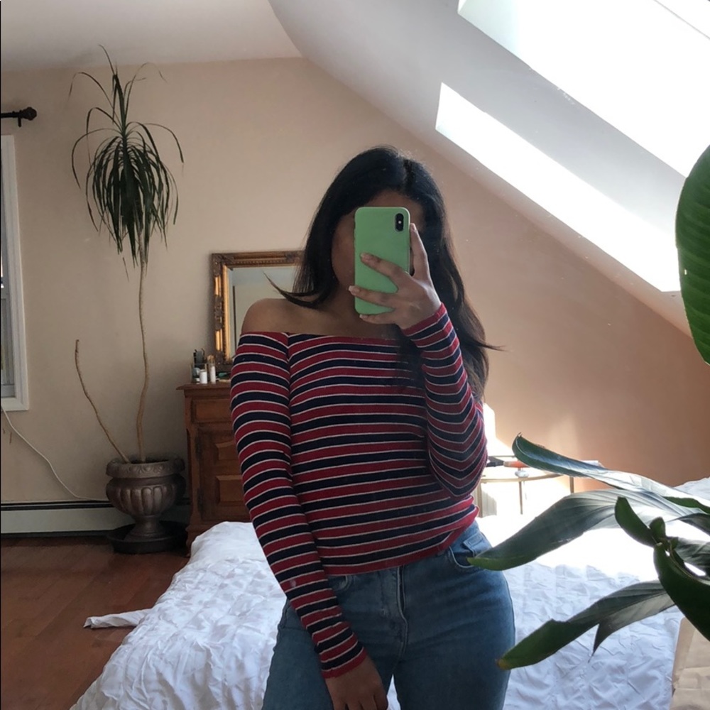 Stripped off shoulder top